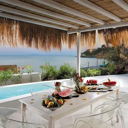Out Of The Blue & Resort Agia Pelagia (Creta)