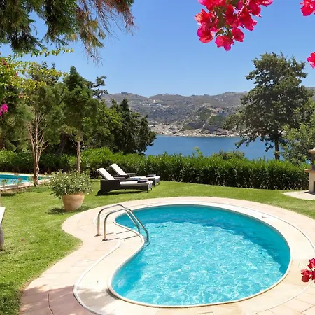 Resort Out Of The Blue Resort & Spa