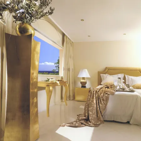 Out Of The Blue Resort & Spa