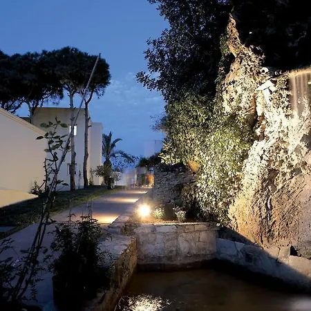 Out Of The Blue Resort & Spa 5*