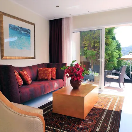 Resort Out Of The Blue Resort & Spa 5*